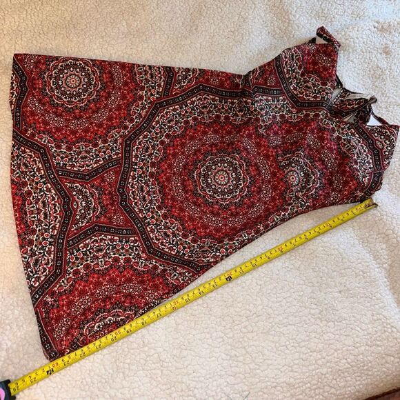 Abercrombie & Fitch Boho Mandala Dress Red Black White Size Small EUC - Picture 11 of 12